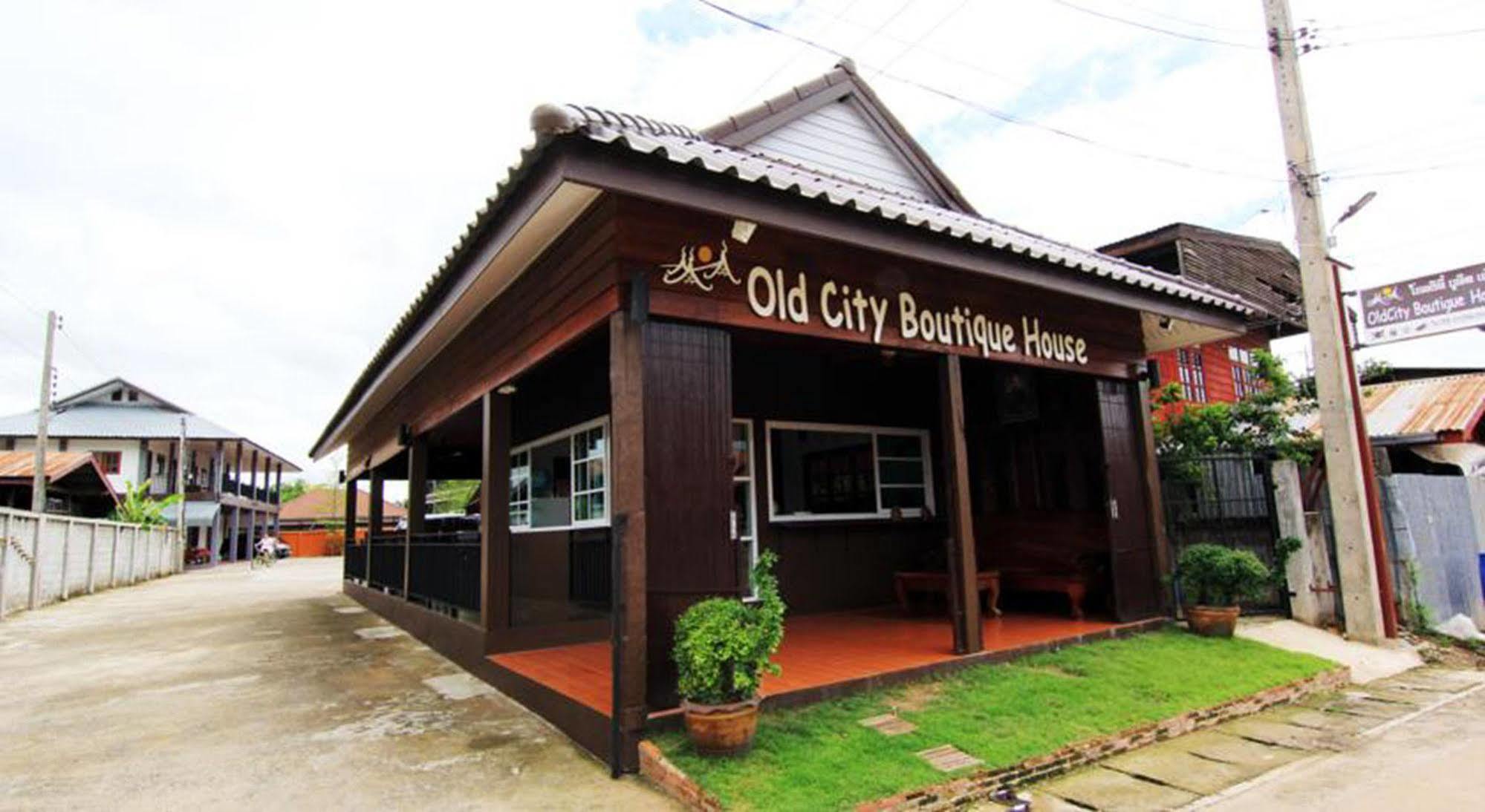 Old City Boutique House Ostello Sukhothai Esterno foto